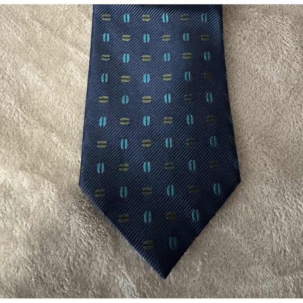 Coach Silk Tie‎ Navy Blue Geometric Dot Pattern Classic Designer Necktie